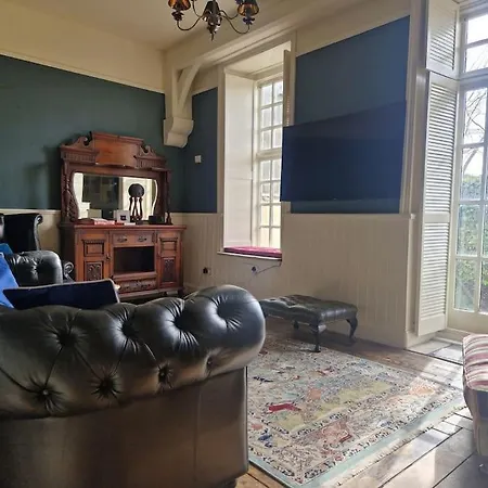 Historic Cardiff Centre Couples Retreat, 1 Bed Maisonette Exterior photo