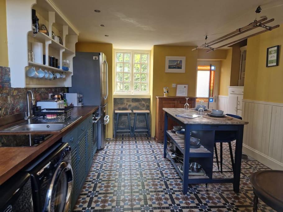 Apartment Historic Centre Couples Retreat, 1 Bed Maisonette Cardiff