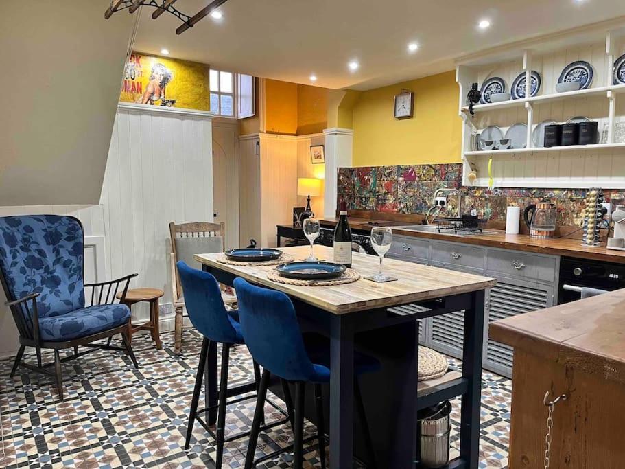 Apartment Historic Centre Couples Retreat, 1 Bed Maisonette